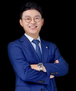 사건담당변호사 박한진