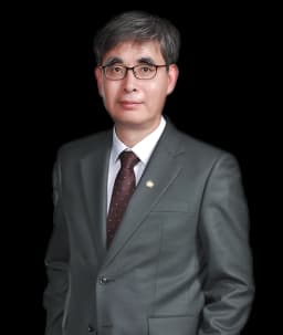사건담당변호사 이상권